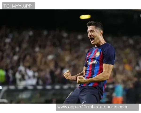 扎哈维透露莱万尚未决定未来沙特俱乐部并未提出报价